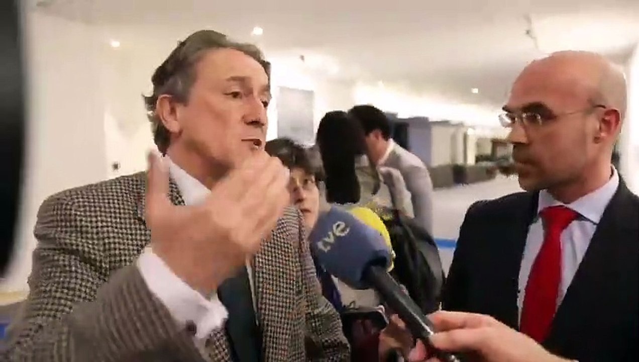Hermann Tertsch: "Este gobierno español está en manos de Maduro que sabe lo suficiente sobre Podemos para hacerlo caer cuando le venga en gana"