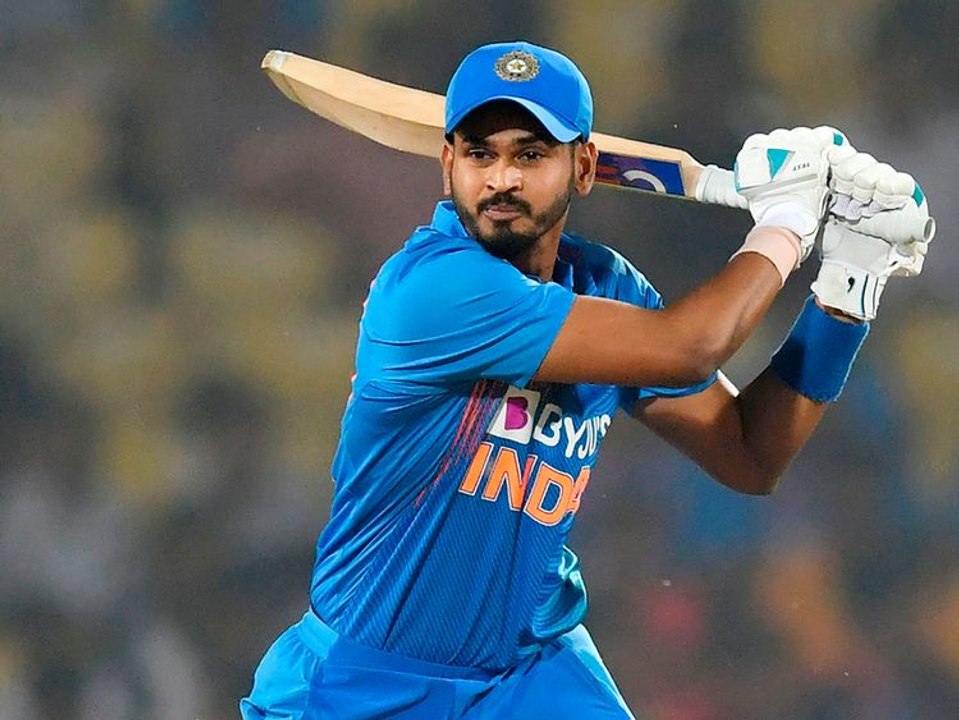 India Beat New Zealand By 6 Wickets In The First T20I | Oneindia Malayalam