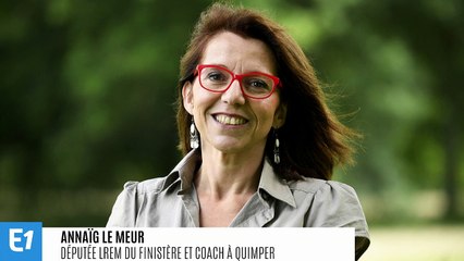 Sport et politique : "Quand je suis autour d'un terrain, je ne suis plus madame la députée, je suis la coach"