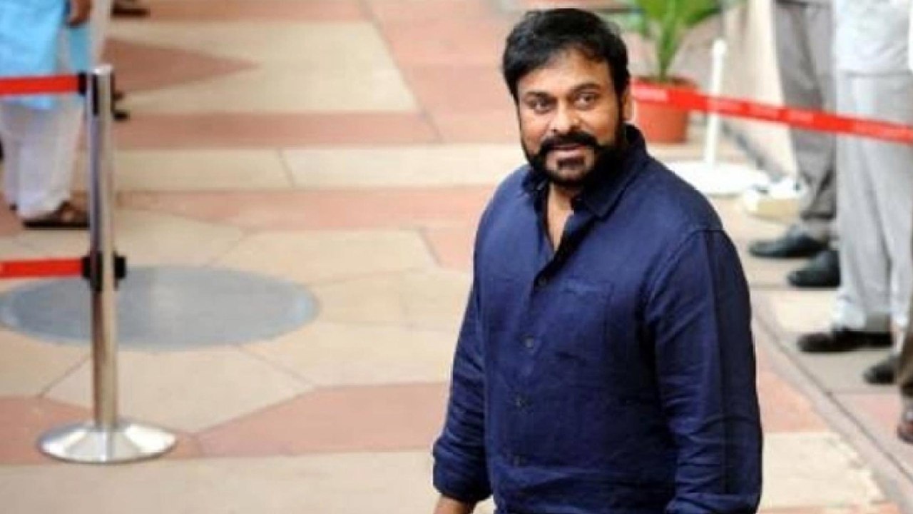 Megastar Chiranjeevi's Decision Worrying Mega Fans ?