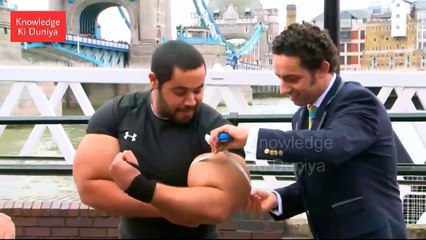 Moustafa Ismail boasts the largest biceps in the world! | GUINNESS WORLD RECORD | मुस्तफा इस्माइल | दुनिया  बाइसेप्स वाला इंसान ! |  Knowledge Ki Duniya