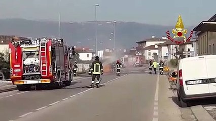 Schiavon (VI) - Salta tubatura gas metano per strada, intervengono Vigili del Fuoco (24.01.20)