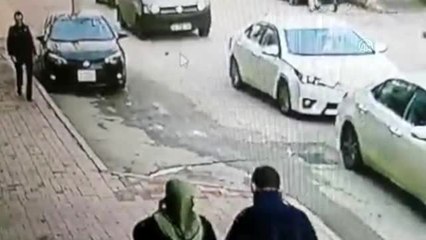 Yolda bulduğu cüzdanı teslim etmeyen kişi kamera kayıtlarından yakalandı