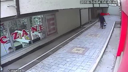 Peruklu hırsız, hülya avşar'ın evini de soymuş - arşiv - yeniden