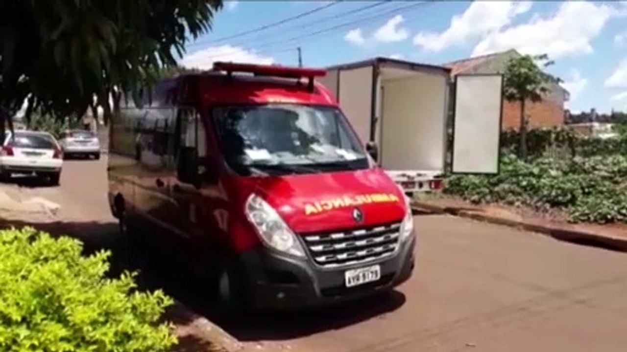 Homem fica ferido ao cair de escada no Santos Dumont