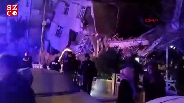 Elazığ'daki deprem sonrası bazı binalar yıkıldı!