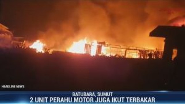 Gudang Penyimpanan Ikan di Batu Bara Terbakar