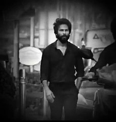 Bekhayali me bhi tera bhi khayal aay