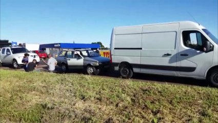 Engavetamento é registrado no perímetro urbano da BR-277 em Cascavel