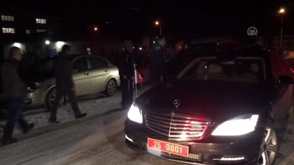 Erzurum Valisi Okay Memiş, deprem bölgesine giden ekipleri uğurladı