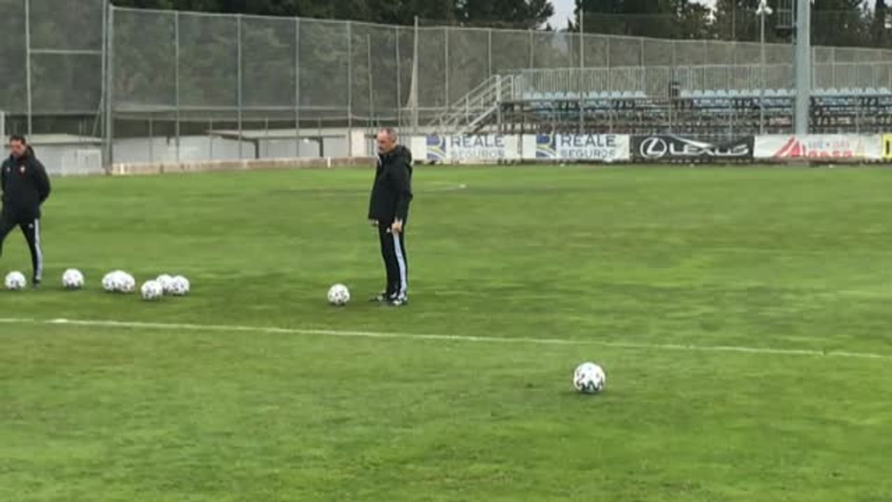 El Real Zaragoza entrena buscando la sorpresa contra el Real Madrid