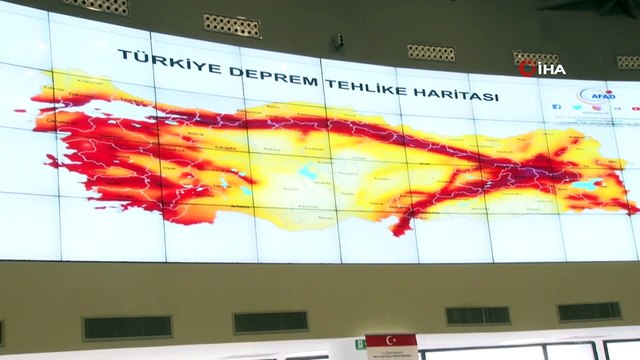 Deprem, AFAD Afet ve Acil Durum Yönetim Merkezinden anbean takip ediliyor