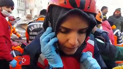Elazığ'da arama kurtarma çalışmaları