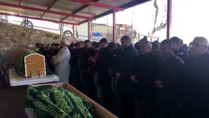 Doğanyol ilçesinde hayatını kaybeden anne ile oğlunun cenaze namazı kılındı