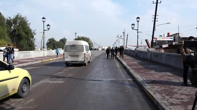 Irak'ta göstericilerin trafiğe kapattığı otoban, meydan ve köprü yeniden açıldı