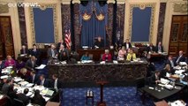 Senadores democratas querem Bolton a depor no processo de Trump
