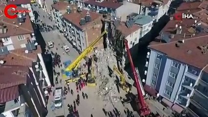 Enkaz altındaki kadının çığlığı 112'ye böyle yansıdı