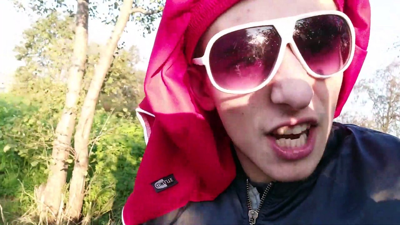 LOCH IST LOCH - YO OLI muss im KNAST