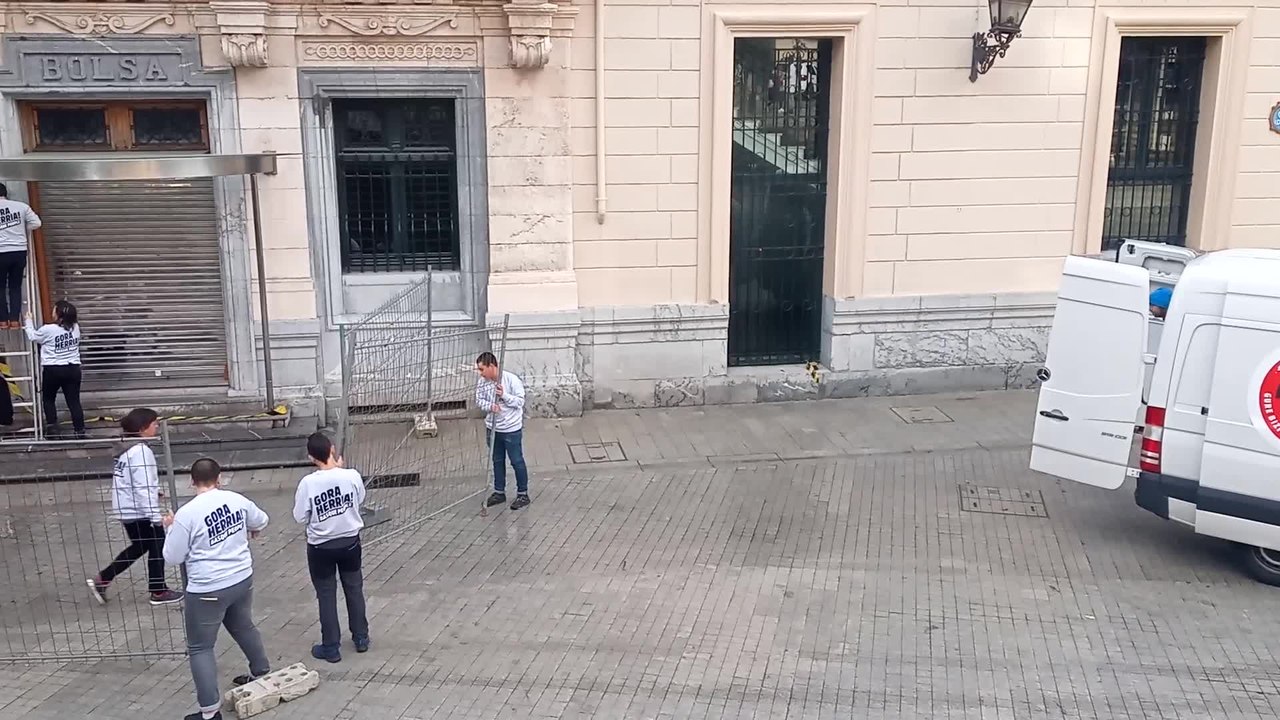 Sortu llama a manifestarse por "un país sin parásitos"