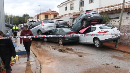 Скачать видео: Más de 330 incidencias en Málaga por las fuertes precipitaciones