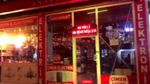 Kahramanmaraş depremde avizeci dükkanındaki zor anlar kamerada