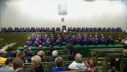 Πολωνία: «Στα μαχαίρια» κυβέρνηση - Ανώτατο Δικαστήριο