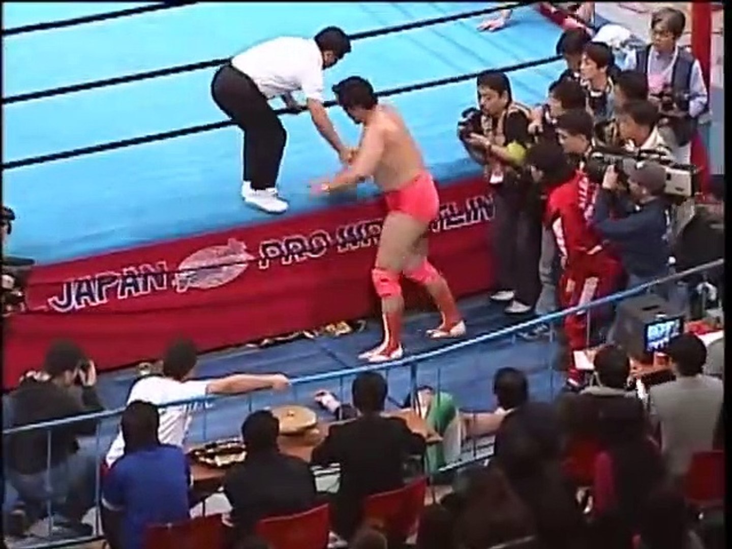 AJPW - 01-20-1997 - Kenta Kobashi (c.) vs. Mitsuharu Misawa