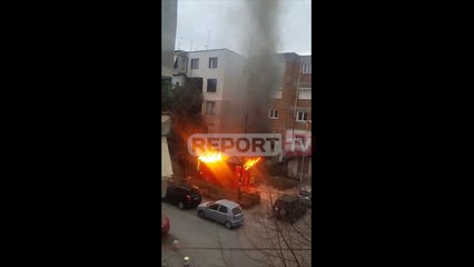 Pamje nga shpërthimi/ Dyqani i bombolave të gazit përfshihet nga flakët!