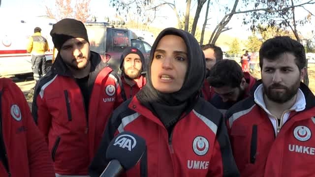 Azize Çelik ile telefonla görüşen UMKE gönüllüsü Emine Kuştepe olayı anlattı (5)
