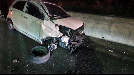 대전-당진 고속도로에서 승용차 등 4중 추돌 / YTN