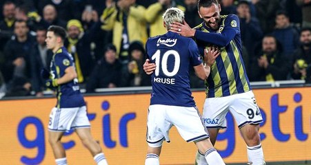 Fenerbahçe, Medipol Başakşehir'i 2-0 yendi