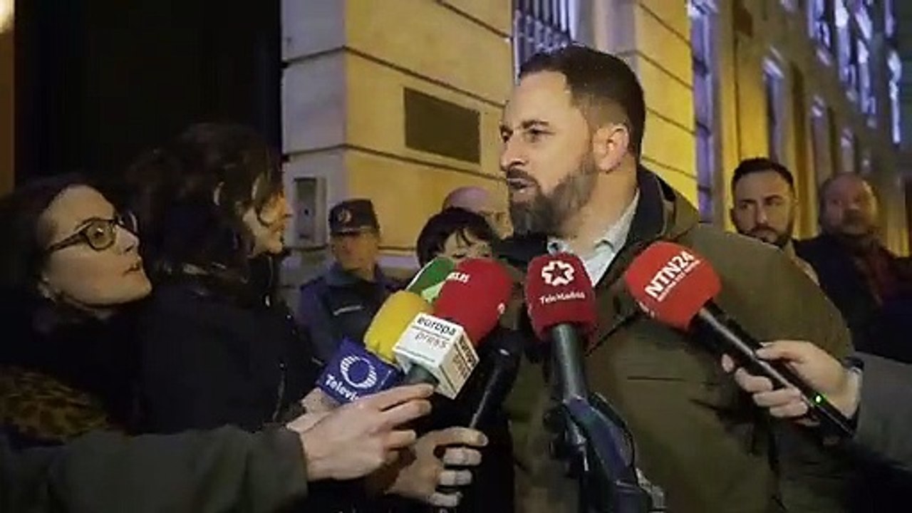 Abascal muestra su "vergüenza" a Guaidó por la reunión "vergonzosa y clandestina" de Abalos y Delcy