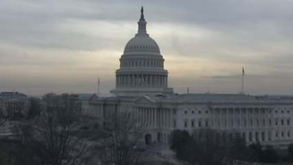 La defensa de Trump carga contra el peligroso "juego" político de demócratas