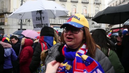 Concentración en la Puerta del Sol con Juan Guaidó