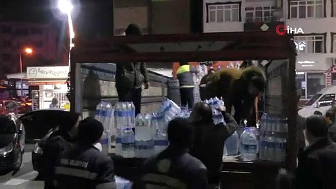 TURHAL HALKINDAN DEPREMZEDELERE YARDIM