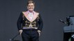 Elton John tritt bei den Oscars auf