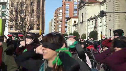 'Un violador nel to camín', la versión en asturiano del himno feminista