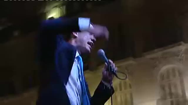 Juan Guaidó se da un baño de masas en la Puerta del Sol de Madrid