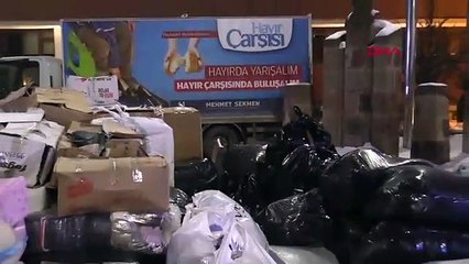 Erzurum’dan deprem bölgesine 2 TIR dolusu yardım