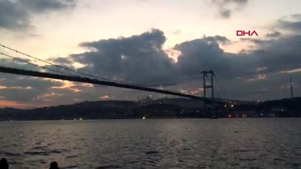 15 temmuz şehitler köprüsü'nün ortasında dehşet