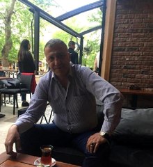 Deprem öldürmedi başına düşen sac parçası öldürdü