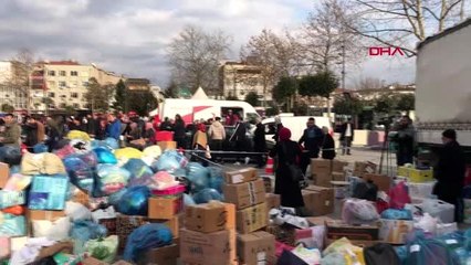 Sakarya adapazarı'nda depremzedeler için yardım kampanyası