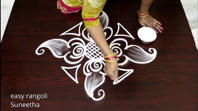 Beautiful rangoli kolam designs free hand muggulu Latest easy patterns