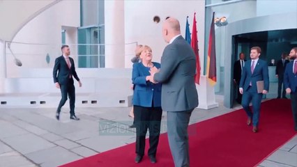 Kryeministri takohet me Merkel dhe Von Der Leyen - News, Lajme - Vizion Plus