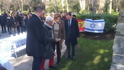 Adrián Barbón participa en el homenaje a las víctimas del Holocausto