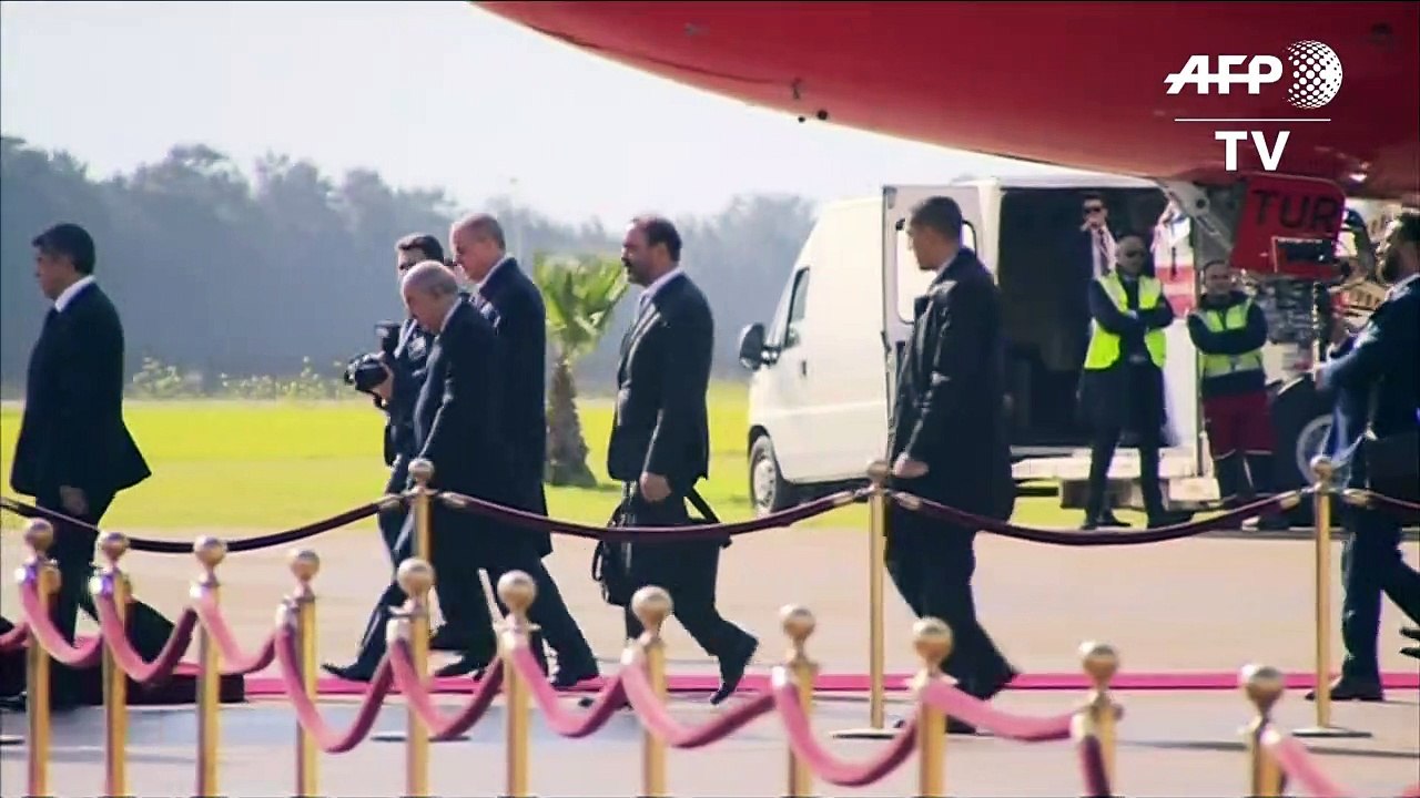 إردوغان يصل إلى الجزائر لبحث الملف الليبي والتعاون الاقتصادي