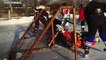 Au Kirghizistan, une équipe de jeunes filles se lance à la conquête du hockey sur glace