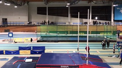 Régionaux en salle 2019-2020 Anna 400m