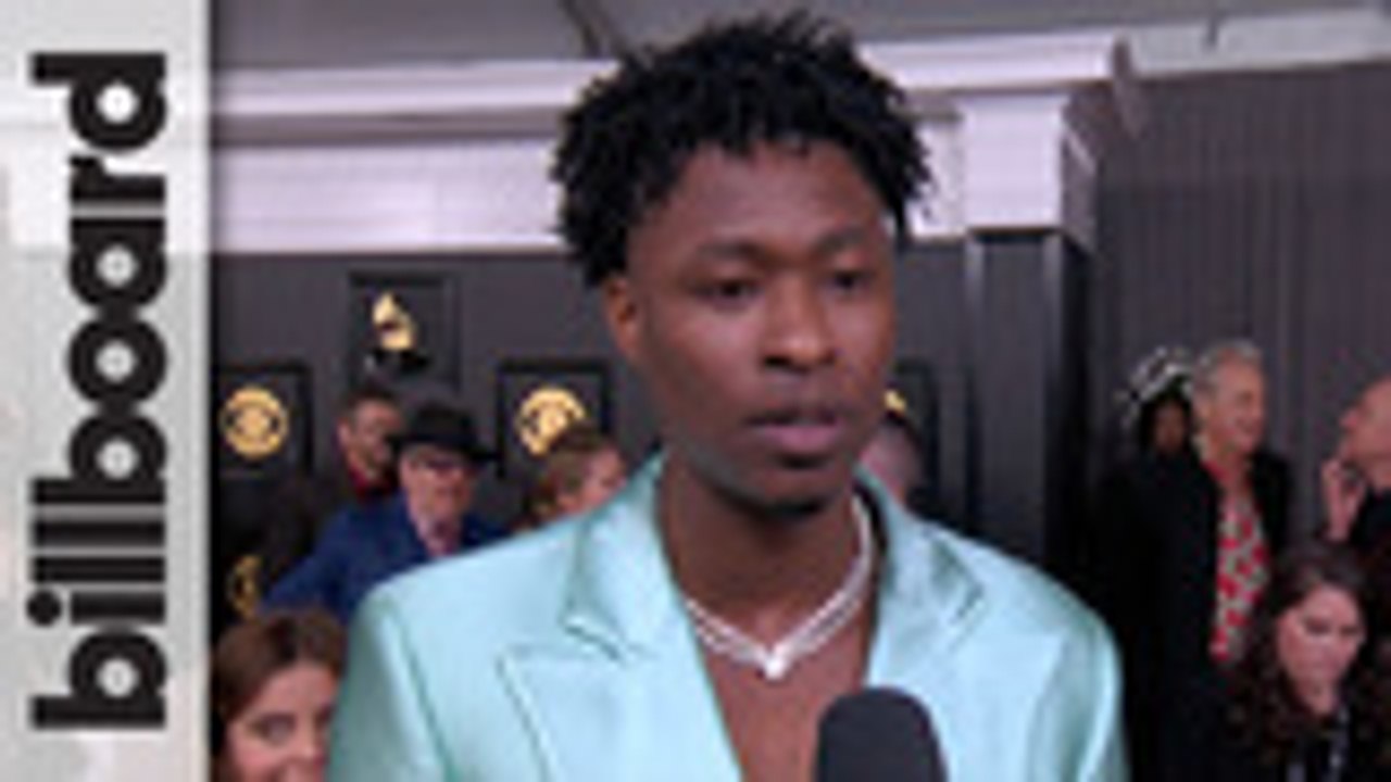 Lucky Daye Says Kobe Bryant Motivated Him to "Stay Off the Streets" & Kept Him "Safe From a Distance" | Grammys 2020