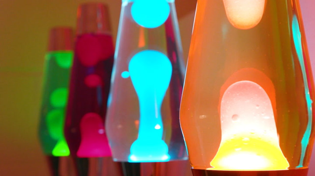 How the inventor of lava lamps creates its iconic lighting fixture